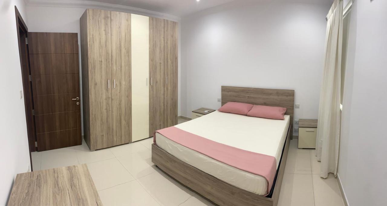 New 3 Bedroom Apartment Close To Airport Zurrieq Eksteriør bilde