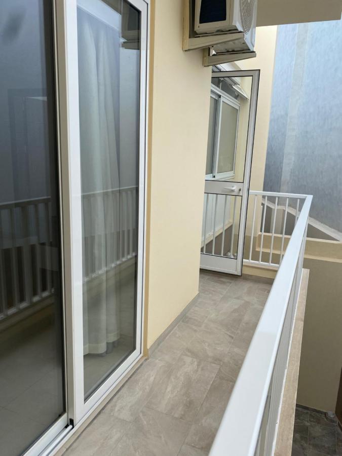 New 3 Bedroom Apartment Close To Airport Zurrieq Eksteriør bilde