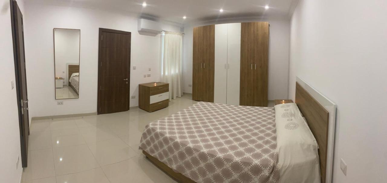 New 3 Bedroom Apartment Close To Airport Zurrieq Eksteriør bilde